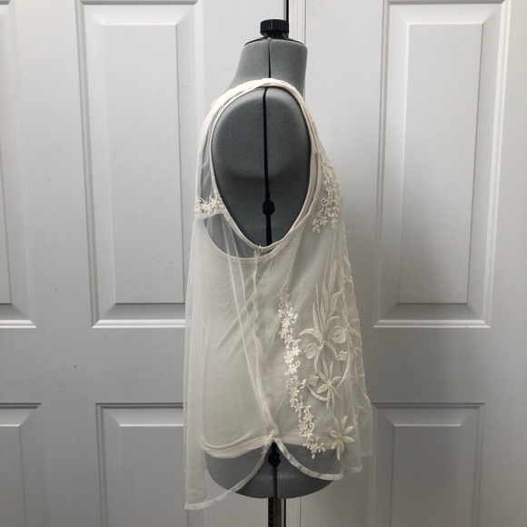 American Eagle Cream Embroidered Floral Tank Top | Size XS - Picture 5 of 8